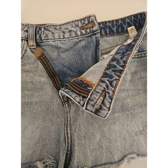 Altar'd State Women's Denim Shorts Size M - Picture 6 of 12